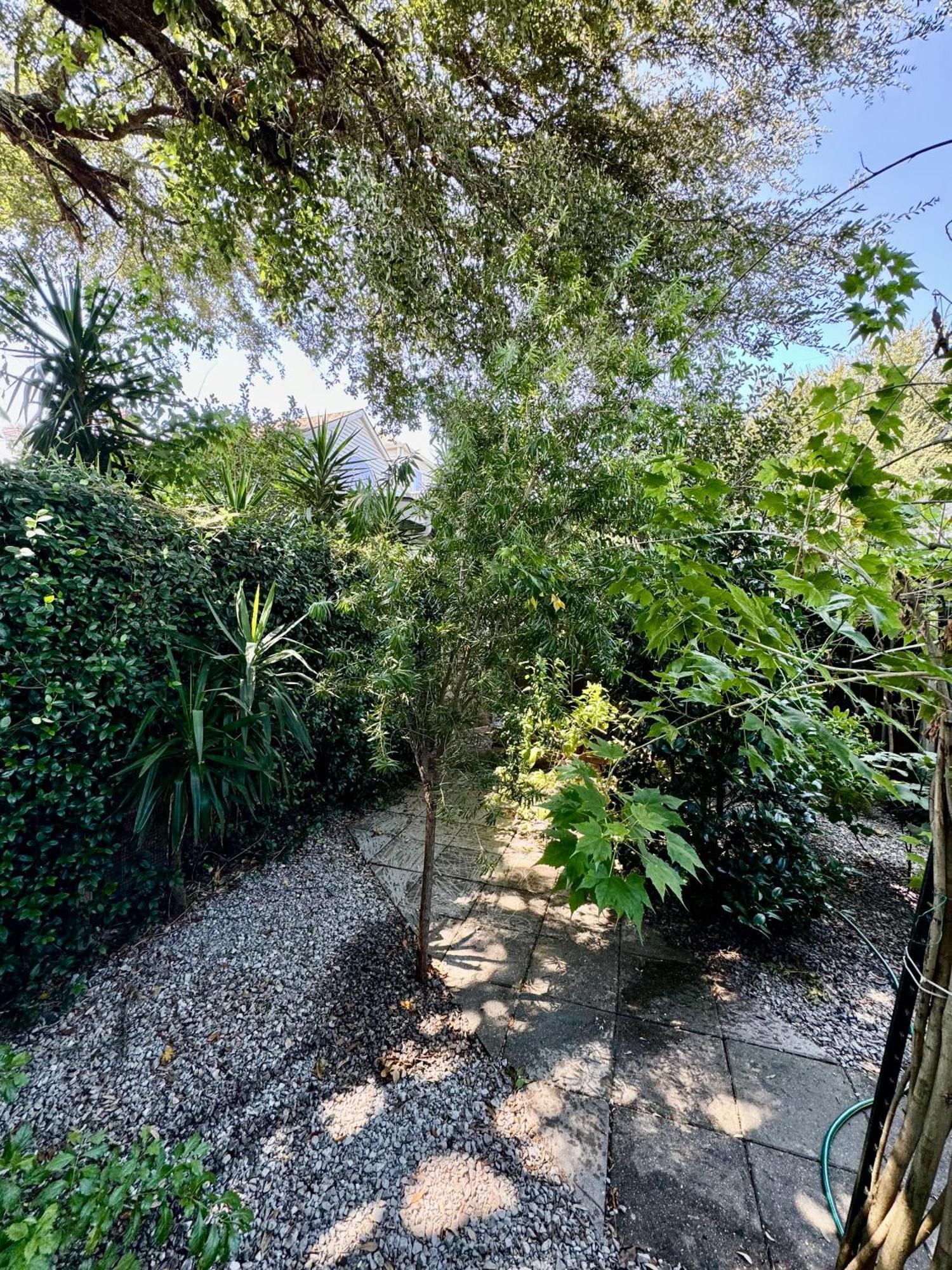 One Bedroom Apartment With Hot Tub 2 Blocks To Magazine Street Nueva Orleans Exterior foto